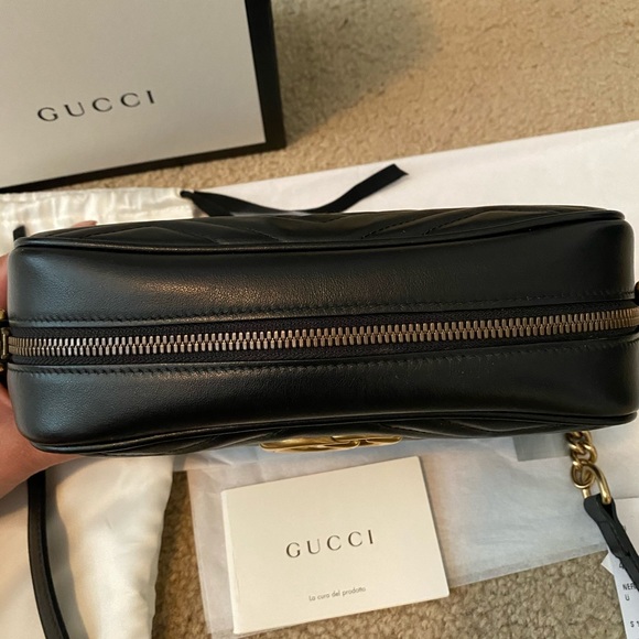 Gucci Marmont Camera Bag Small - Picture 4 of 8
